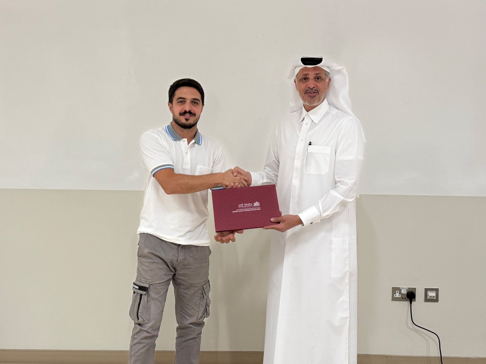 The Diplomatic Academy, in partnership with Qatar University, concluded the training program Protocol and Etiquette for Dealing with VIPs from December 1 to 4, 2024