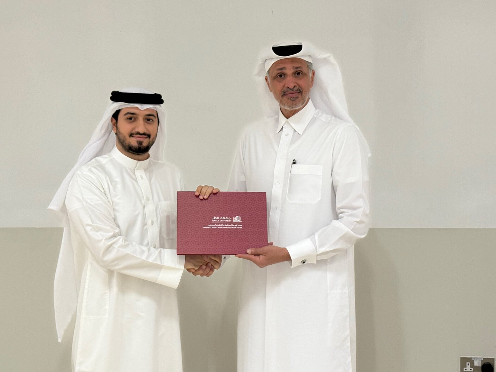 The Diplomatic Academy, in partnership with Qatar University, concluded the training program Protocol and Etiquette for Dealing with VIPs from December 1 to 4, 2024