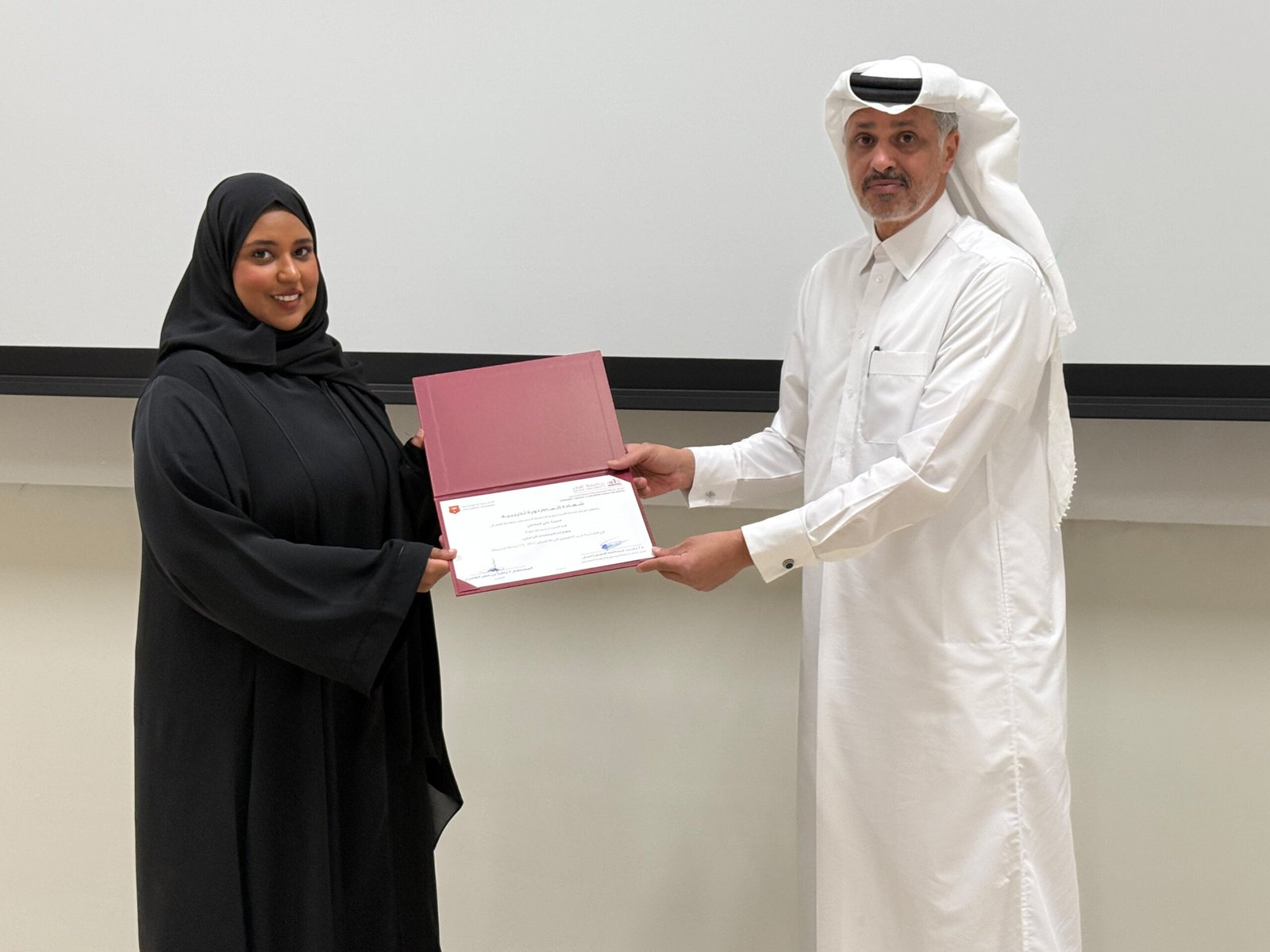 The Diplomatic Academy, in partnership with the Community Service and Continuing Education Center at Qatar University, concluded the Official Spokesperson Skills Program, which lasted for five days from February 2 to 6, 2025