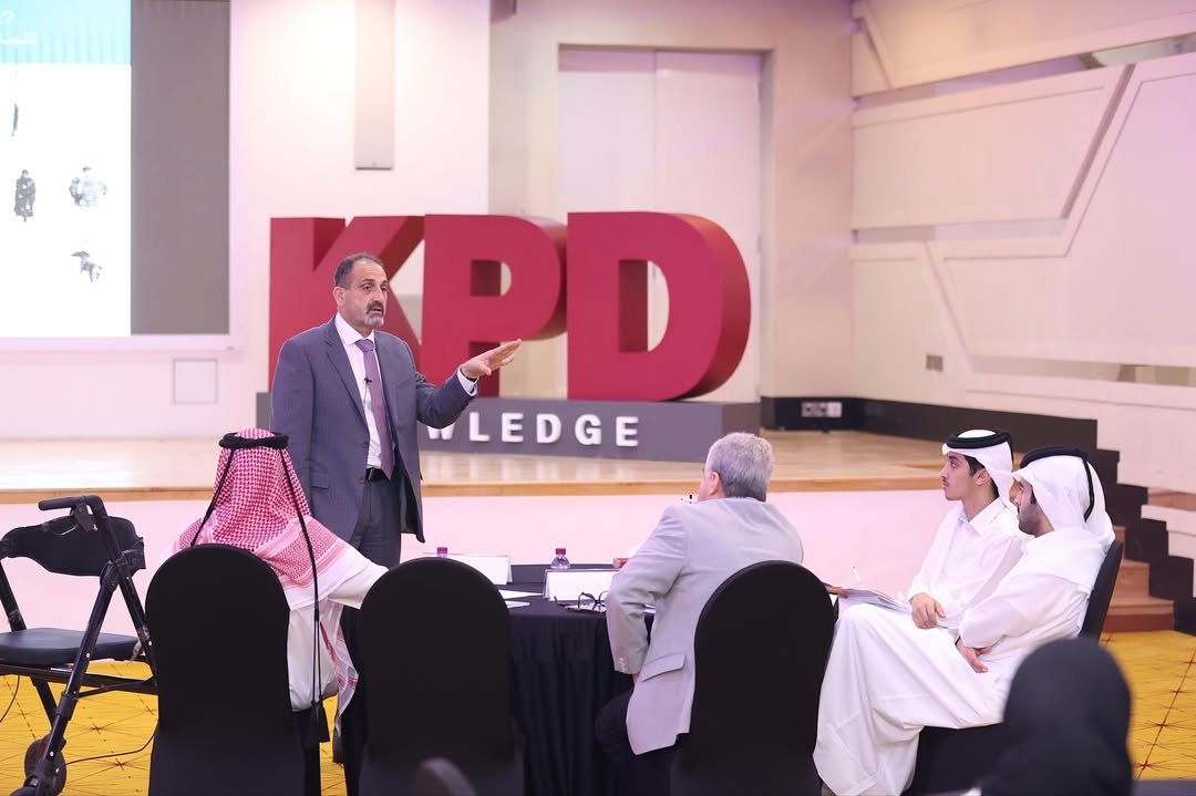 اختتمت الأكاديمية الدبلوماسية بالتعاون مع مركز كتارا للدبلوماسية العامة، فعاليات البرنامج التدريبي المتخصص بعنوان “القانون الدولي الإنساني: مبادئ، تطبيقات، وتحديات معاصرة”، وذلك خلال الفترة من 26 إلى 28 أكتوبر 2025. اختتمت الأكاديمية الدبلوماسية بالتعاون مع مركز كتارا للدبلوماسية العامة، فعاليات البرنامج التدريبي المتخصص بعنوان “القانون الدولي الإنساني: مبادئ، تطبيقات، وتحديات معاصرة”، وذلك خلال الفترة من 26 إلى 28 أكتوبر 2025.