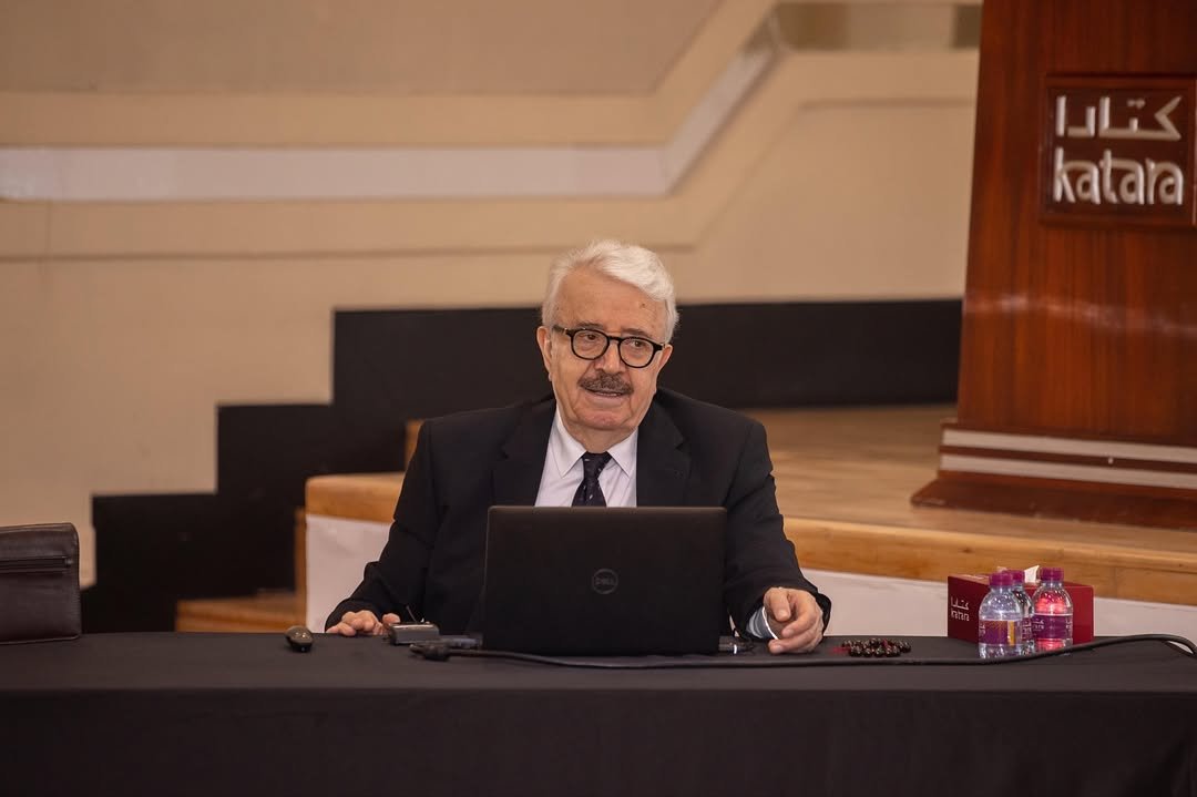 اختتمت الأكاديمية الدبلوماسية بالتعاون مع مركز كتارا للدبلوماسية العامة فعاليات البرنامج التدريبي "تسوية النزاعات وبناء السلام"، الذي قدمه سعادة الدكتور ناجي صبري الحديثي، وزير الخارجية العراقي الأسبق، واستمر لمدة ثلاثة أيام خلال الفترة من 2 إلى 4 نوفمبر 2025.