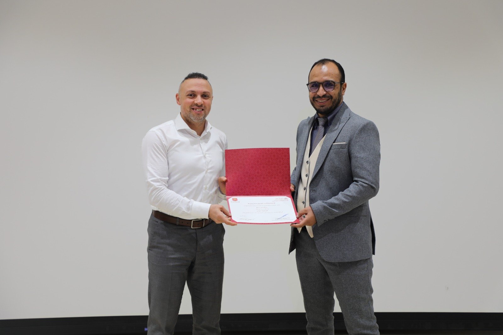 اختتمت الأكاديمية الدبلوماسية بالشراكة مع جامعة قطر، برنامج الاقتصاد الدولي الذي عُقد خلال الفترة من 1 إلى 3 ديسمبر 2025 اختتمت الأكاديمية الدبلوماسية بالشراكة مع جامعة قطر، برنامج الاقتصاد الدولي الذي عُقد خلال الفترة من 1 إلى 3 ديسمبر 2025