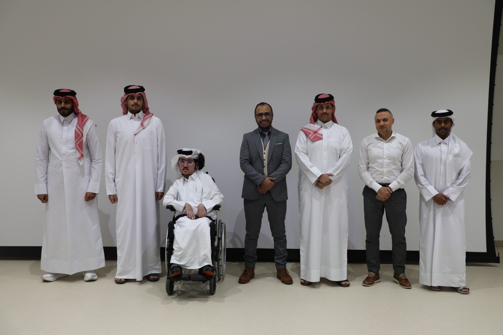 اختتمت الأكاديمية الدبلوماسية بالشراكة مع جامعة قطر، برنامج الاقتصاد الدولي الذي عُقد خلال الفترة من 1 إلى 3 ديسمبر 2025 اختتمت الأكاديمية الدبلوماسية بالشراكة مع جامعة قطر، برنامج الاقتصاد الدولي الذي عُقد خلال الفترة من 1 إلى 3 ديسمبر 2025