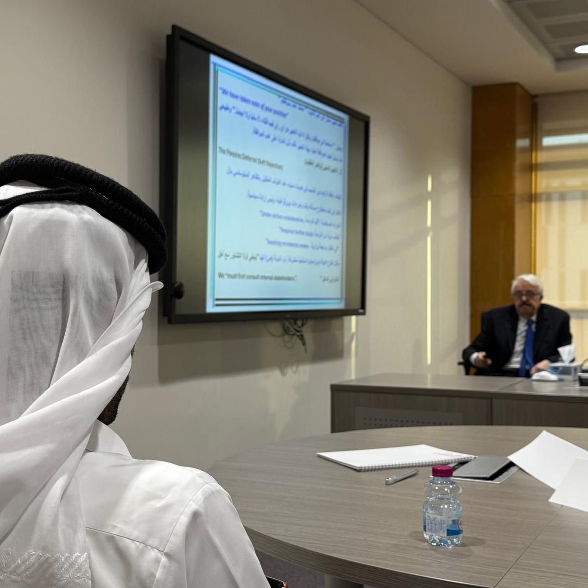 اختتمت الأكاديمية الدبلوماسية، بالشراكة مع جامعة قطر، فعاليات دورة المصطلحات السياسية والدبلوماسية، التي أُقيمت خلال الفترة من 7 إلى 9 يونيو 2026 اختتمت الأكاديمية الدبلوماسية، بالشراكة مع جامعة قطر، فعاليات دورة المصطلحات السياسية والدبلوماسية، التي أُقيمت خلال الفترة من 7 إلى 9 يونيو 2026